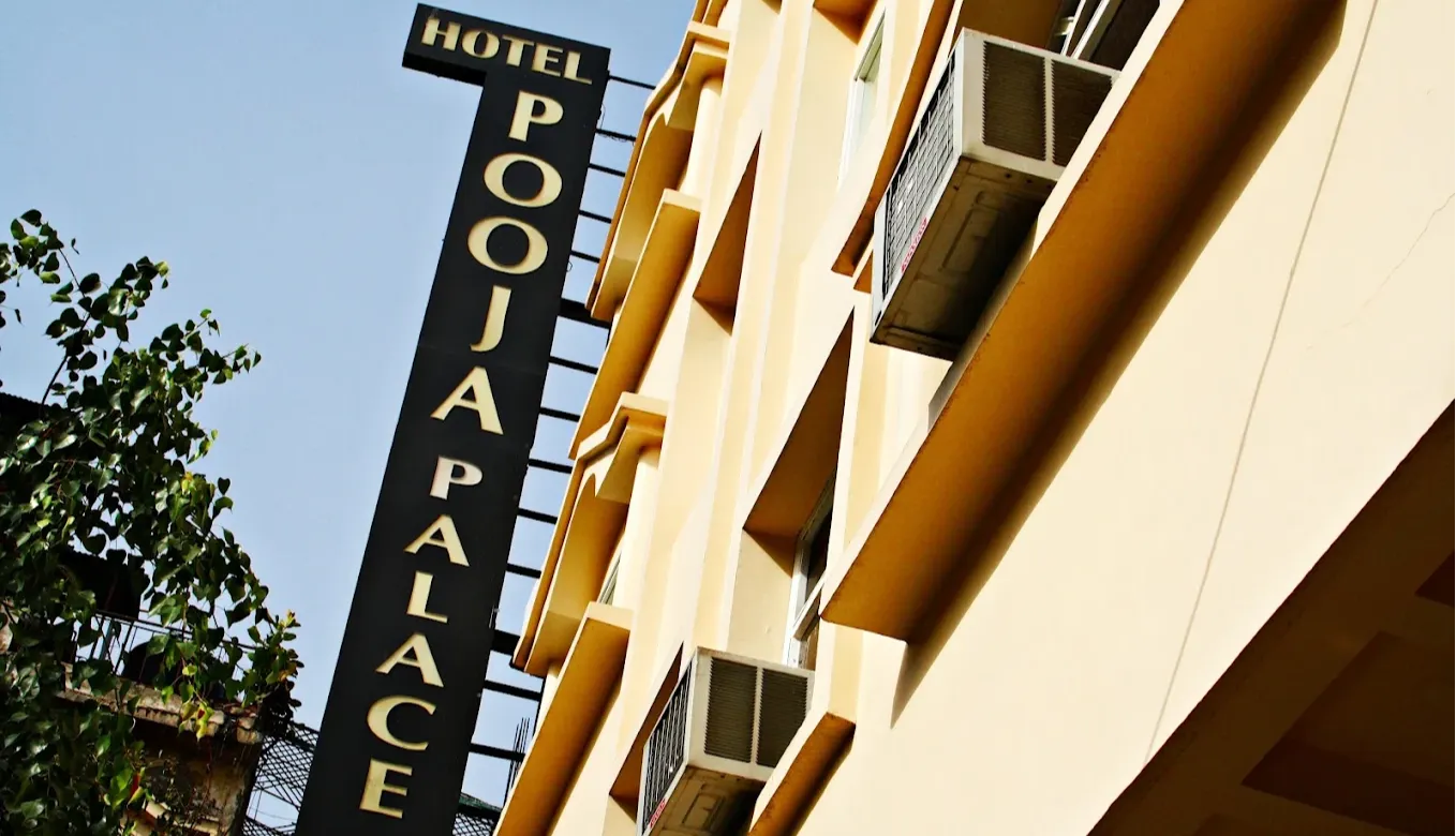 Hotel Pooja Palace